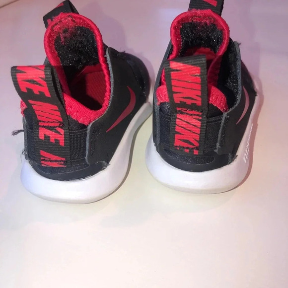 Nike Toddler Boy Flex Runner TD University Red And Black Sneaker Shoe Size 3 - Picture 7 of 8